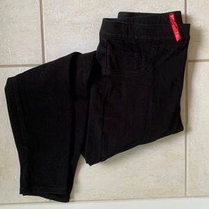 Spanx black leggings. Size M.